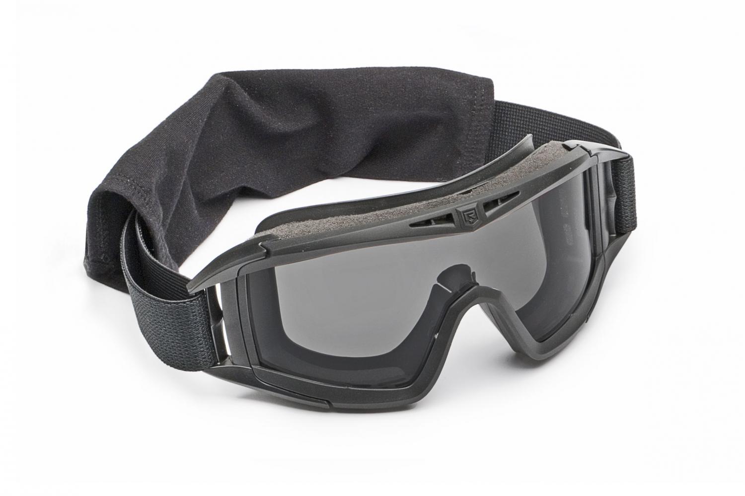 Desert Locust Basic Black